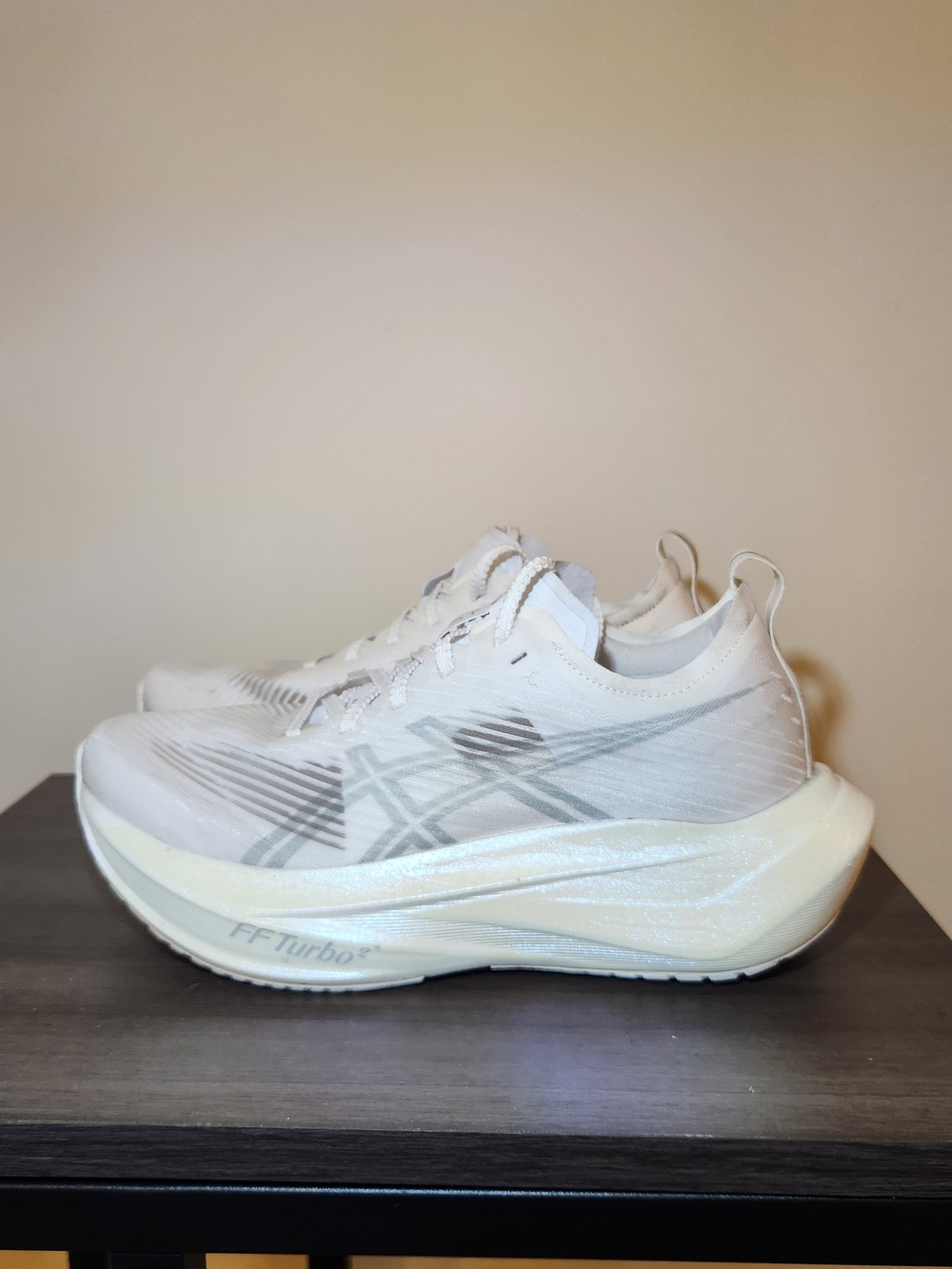 Asics Megablast Running Shoes FF Turbo Cushioning Womens Size 7